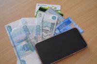 Пенсионерка из Уйского района перевела мошенникам около миллиона рублей