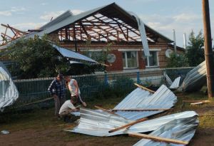 Из-за урагана в Аминево пострадали три дома