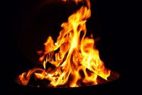 В выходные в Уйском горел деревянный сарай