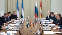 Губернатор Алексей Текслер обсудил вопросы сотрудничества в сфере промышленности и туризма с хокимом из Узбекистана