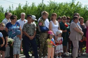 В Нижнеусцелемово открыли памятник погибшим землякам-участникам СВО